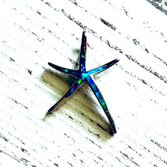 Blue Opalescent Starfish Pendant Necklace - Picture 4 of 6